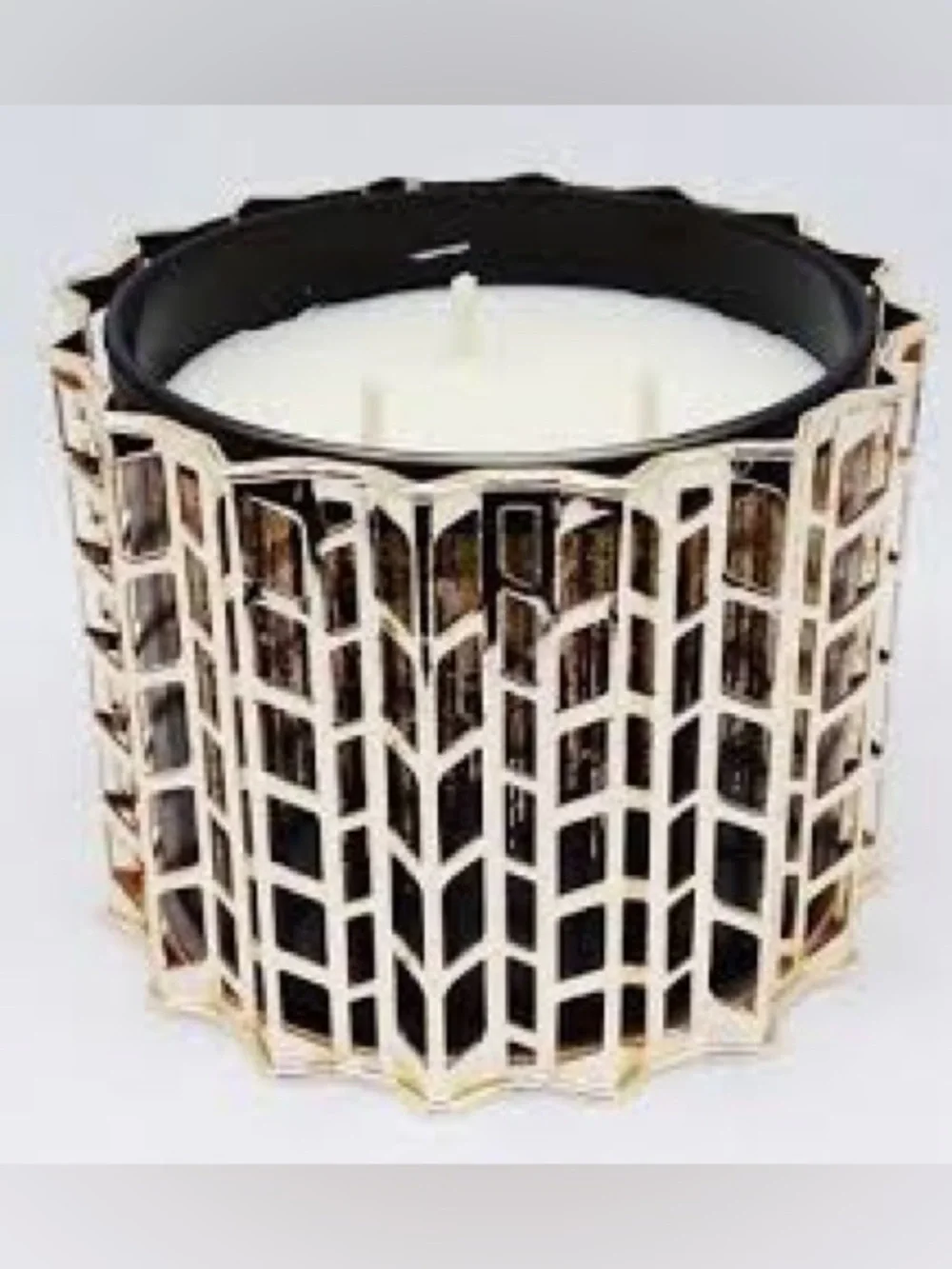 Bath & Body Works Metallic Grey Knitted Chevron 3 Wick Candle Holder Sleeve